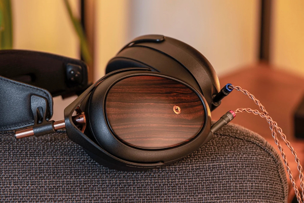 Meze Audio LIRIC 2nd Generation Closed-Back Headphones Review and more