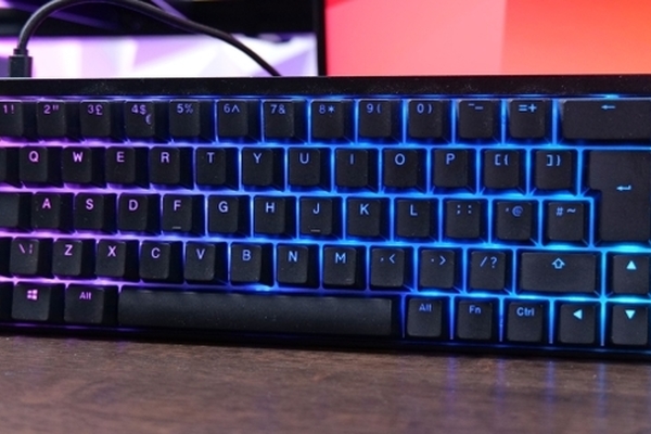 Endgame Gear KB65HE Keyboard Review and more