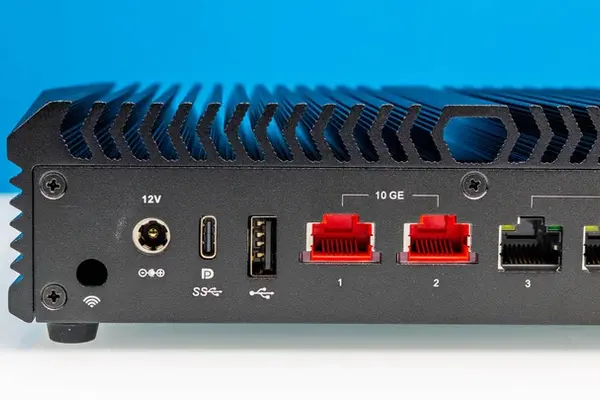 Qotom 10Gbase-T Mini PC with Intel N355 Review and more