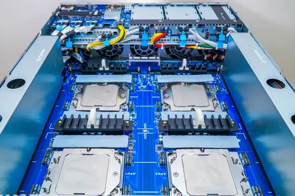 GIGABYTE G383-R80-AAP1 AMD Instinct MI300A Server Review and more