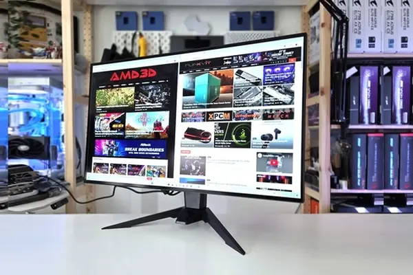 ASRock PGO32UFS 32-inch 4K OLED Gaming Monitor Review and more