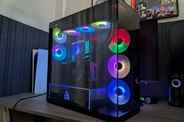 ARCTIC Xtender VG Mid-Tower PC Case Review and more