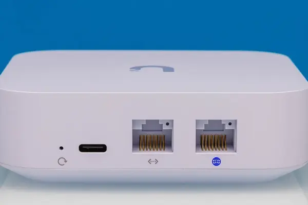 Ubiquiti UXG-Lite Review and more