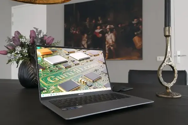 Geekom Geekbook X14 Pro Review and more