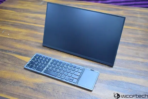 Uperfect UFree V Portable Monitor Review and more