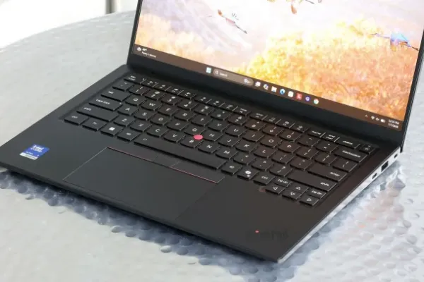 ThinkPad X1 Carbon Gen 14 Aura Edition, GEEKOM GeekBook M16, and more reviews