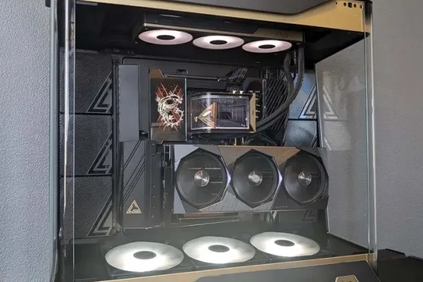 Reviews Roundup: MSI MEF Maestro 900R, Witcher 3 Path Tracing, and a $799 showpiece case